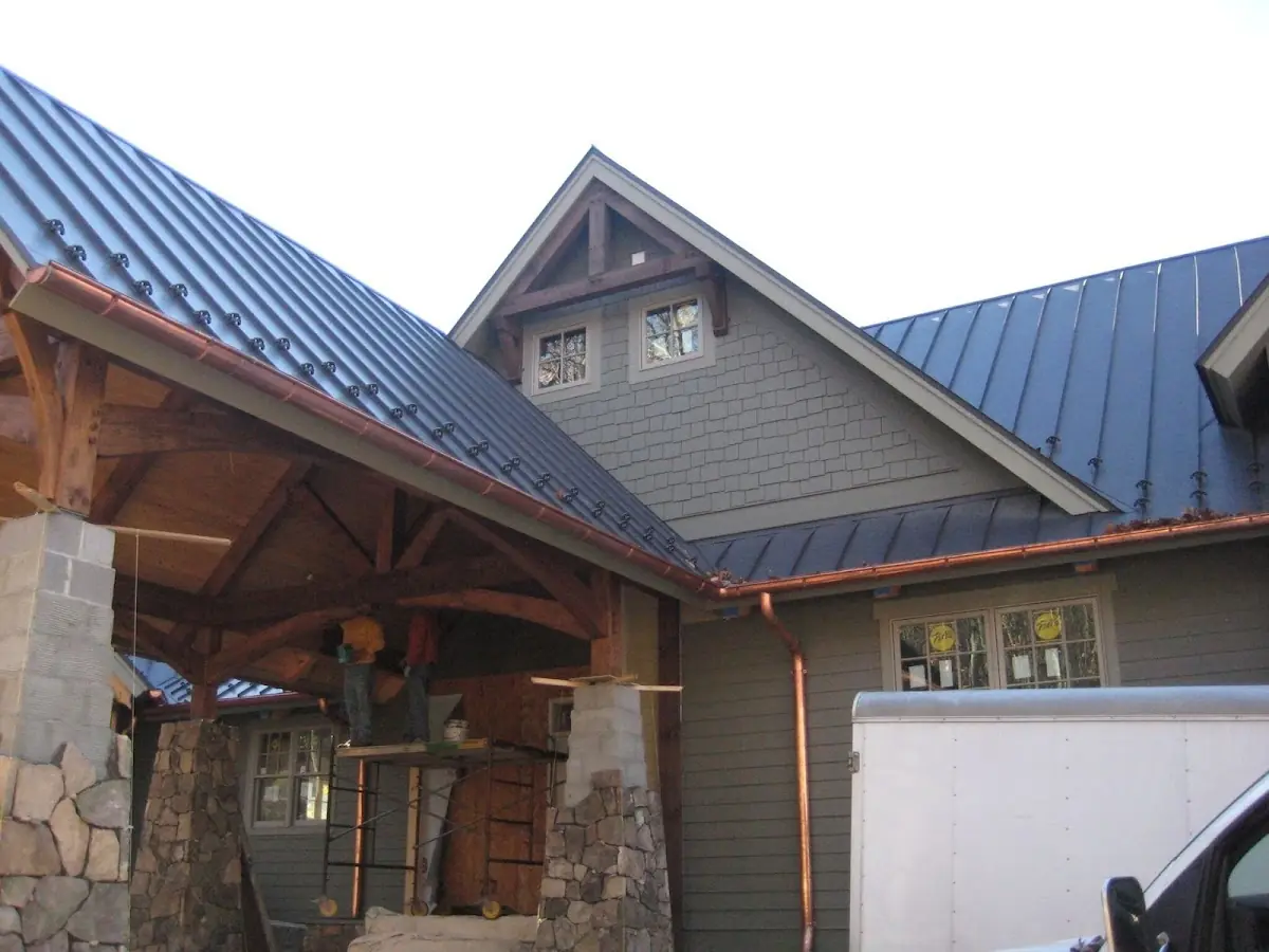 Craftsman Roofing team delivering quality roofing work in Longstreet